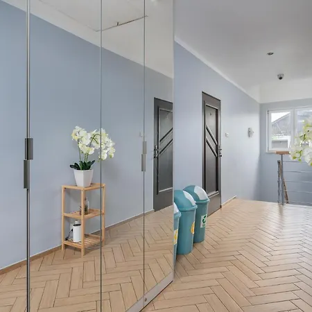 Sleeply Zlotniki- Dom Dla 18 Osob Сasa de vacaciones