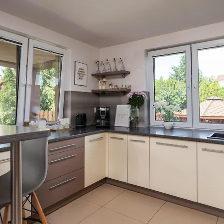 Sleeply Zlotniki- Dom Dla 18 Osob Breslavia