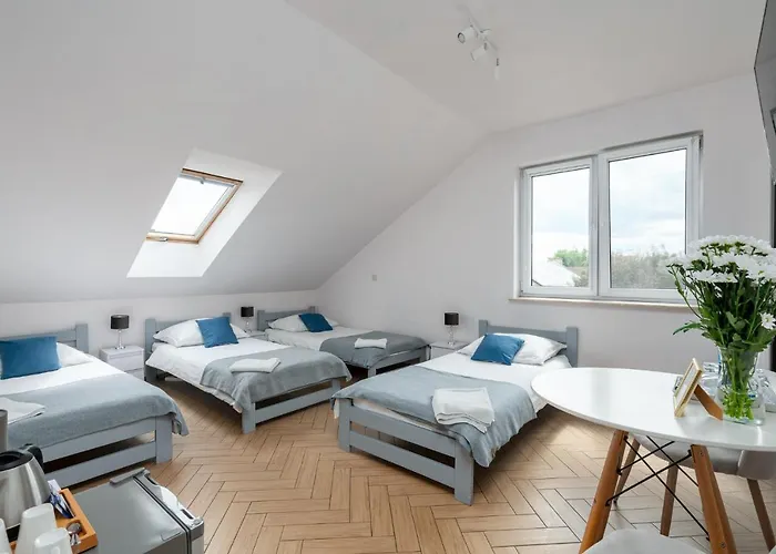 Sleeply Zlotniki- Dom Dla 18 Osob Ferienhaus Breslau