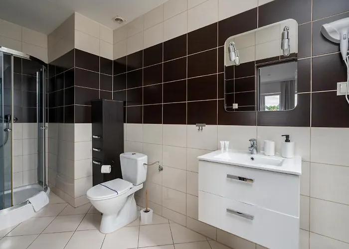 Sleeply Zlotniki- Dom Dla 18 Osob Vratislav