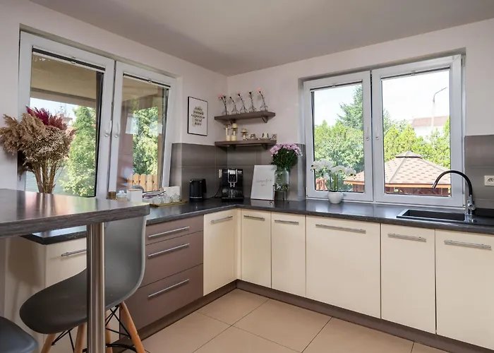 Sleeply Zlotniki- Dom Dla 18 Osob Breslau